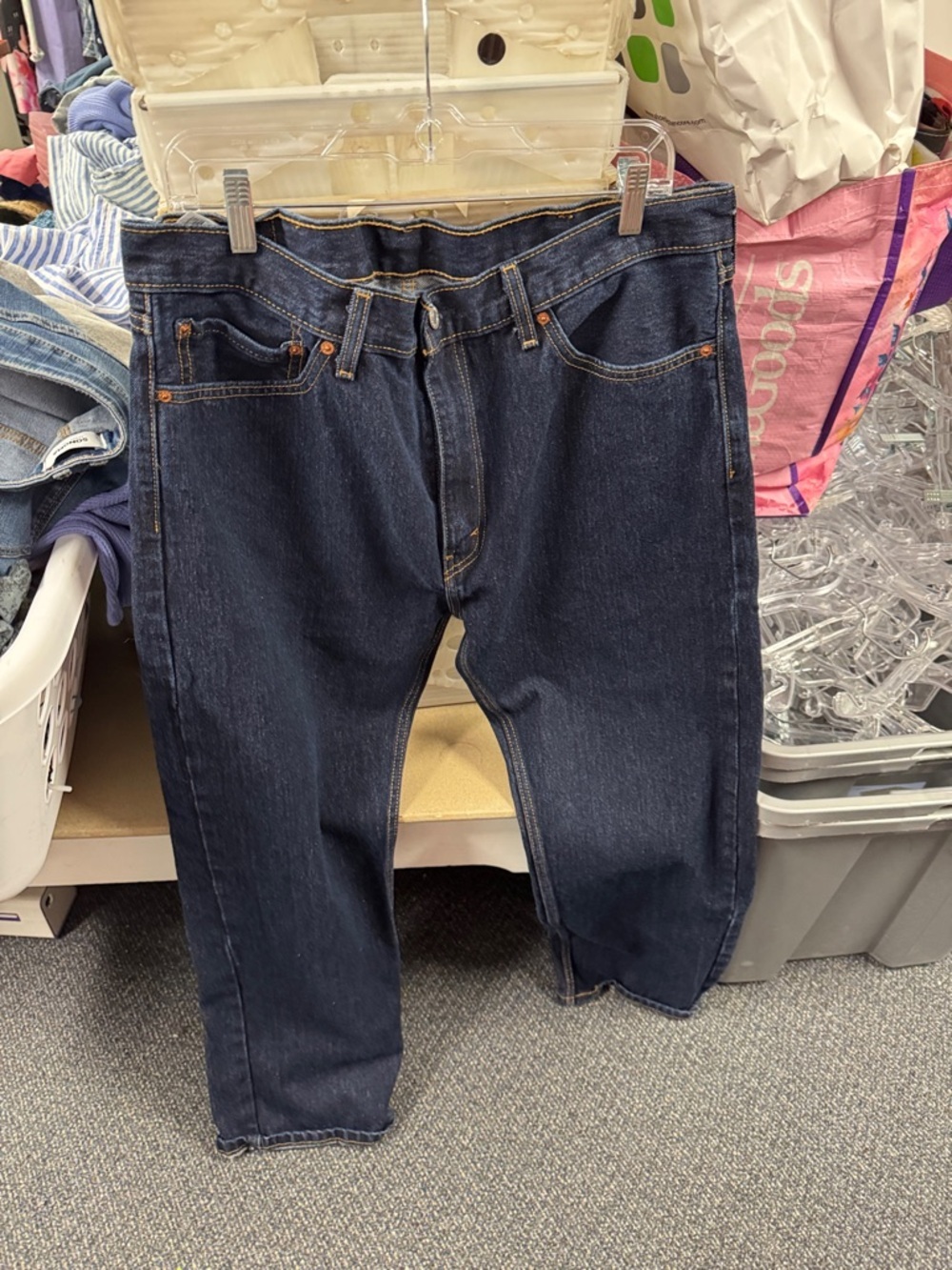 Levi Strauss 505 jeans 38x29 // 042228